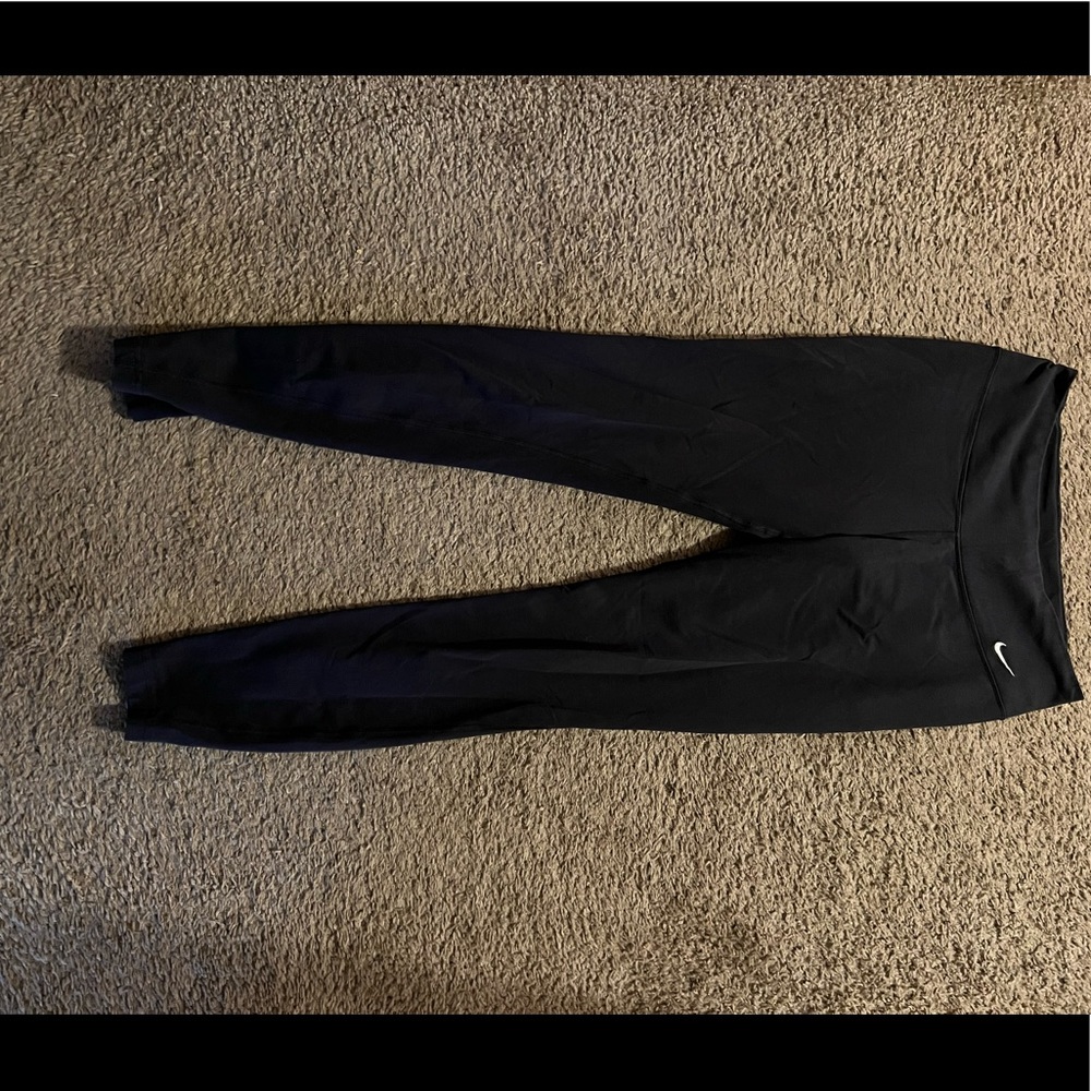 M Nike Leggings